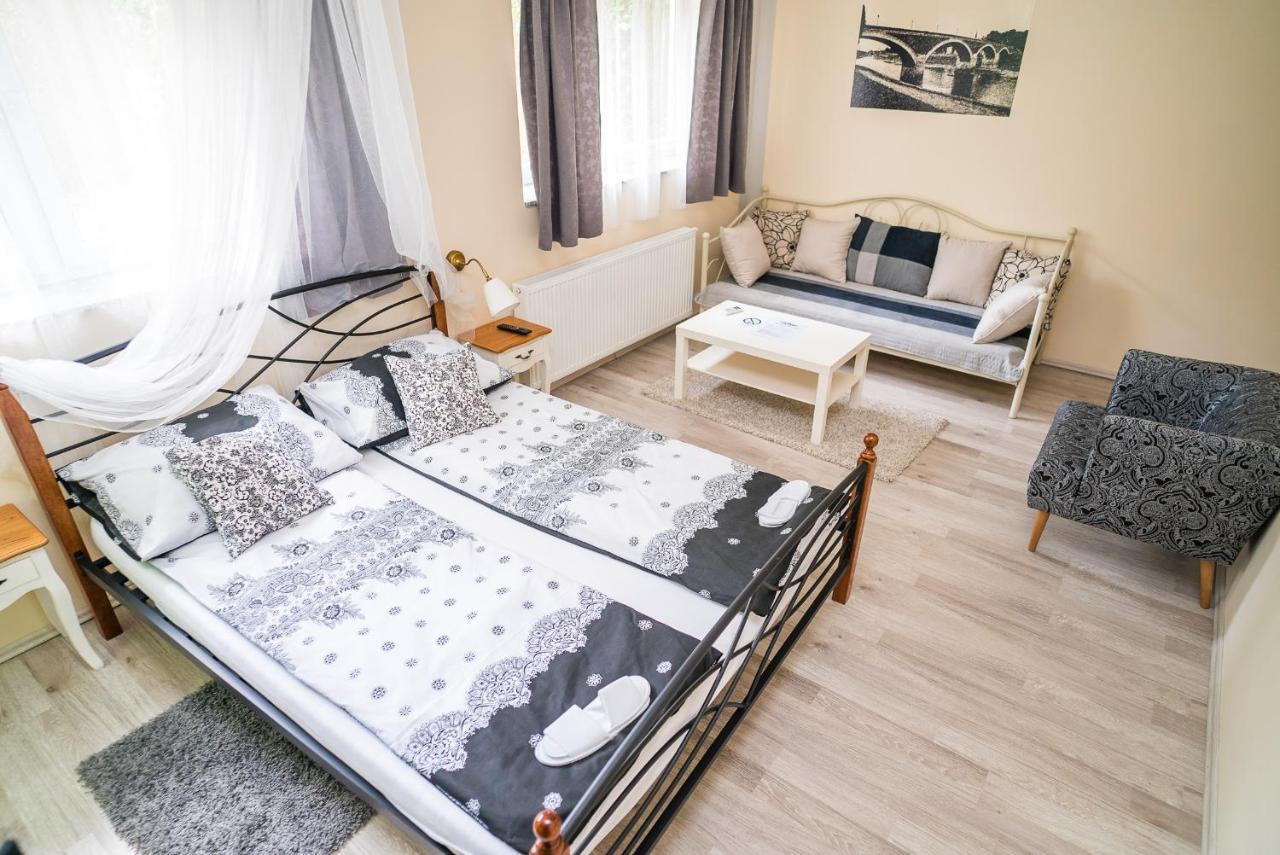 Boutique Hostel Kings N' Queens Záhřeb Exteriér fotografie