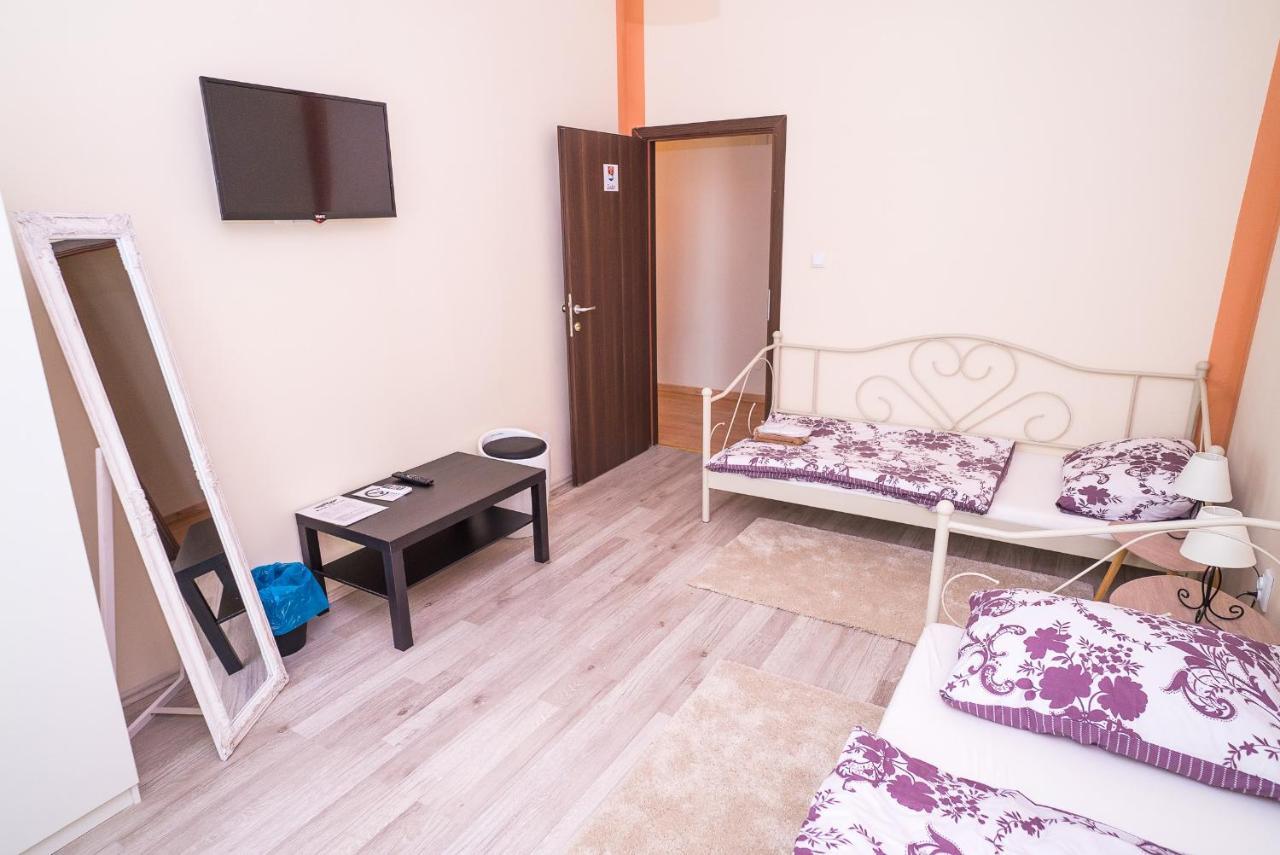Boutique Hostel Kings N' Queens Záhřeb Exteriér fotografie